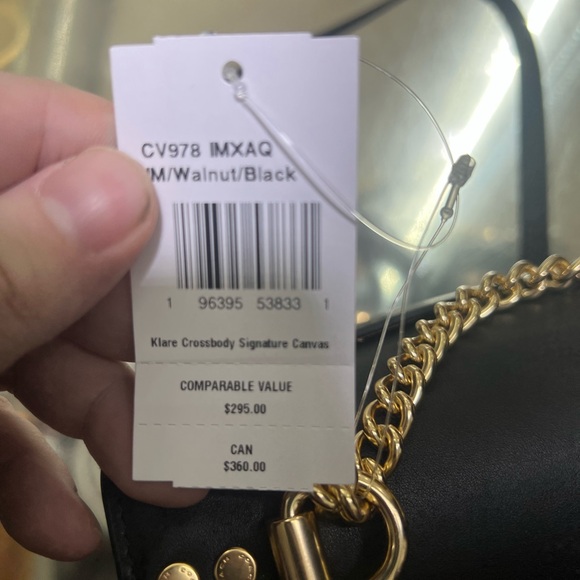 Coach Black Leather Shoulder Bag with Gold Chain - Picture 8 of 10